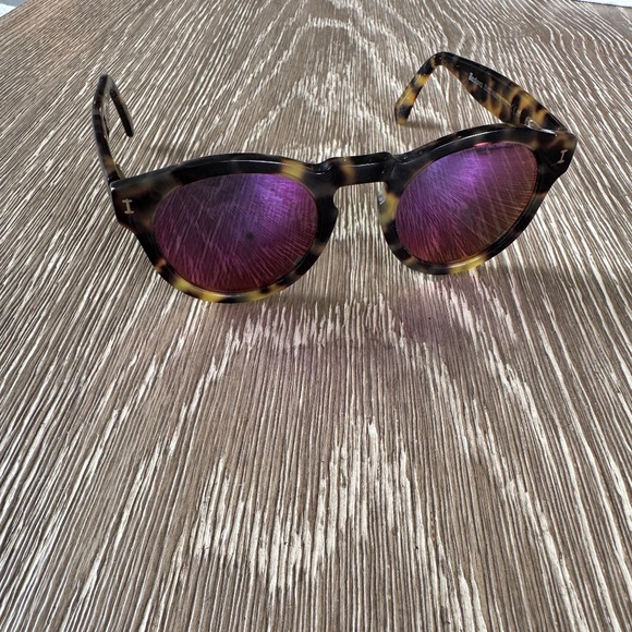 Illesteva Leonard Sunglasses - Picture 6 of 7